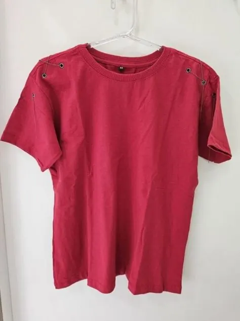 Camiseta vermelha antes
